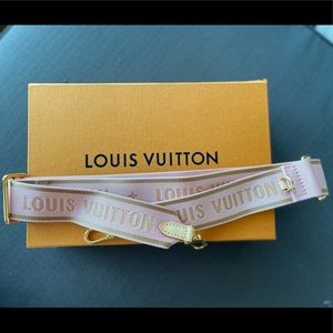 New LV LOUIS VUITTON Rose Bandouliere Shoulder Strap